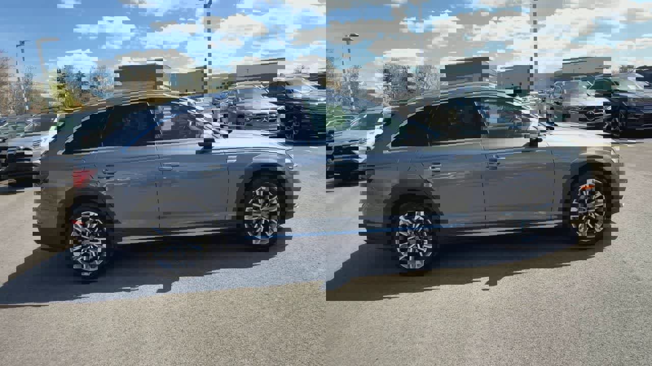 Used 2018 Audi A4 2.0T allroad Premium Plus w/ Premium Plus Package AWD/4WD image 9