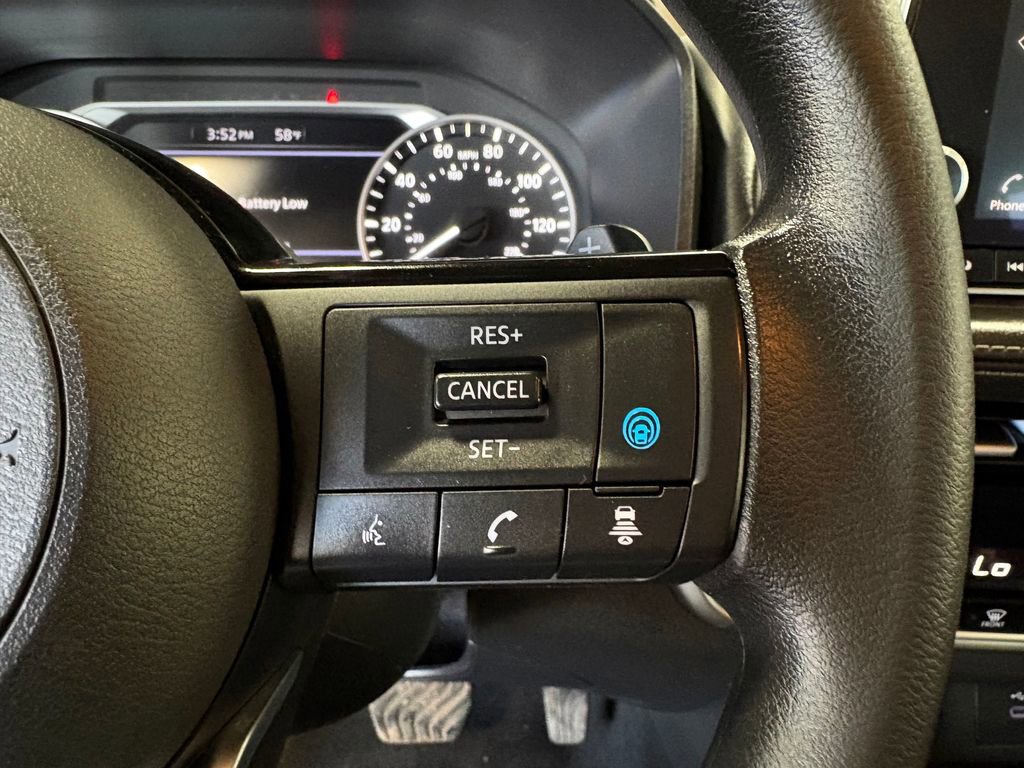 Used 2022 Nissan Rogue SV image 21