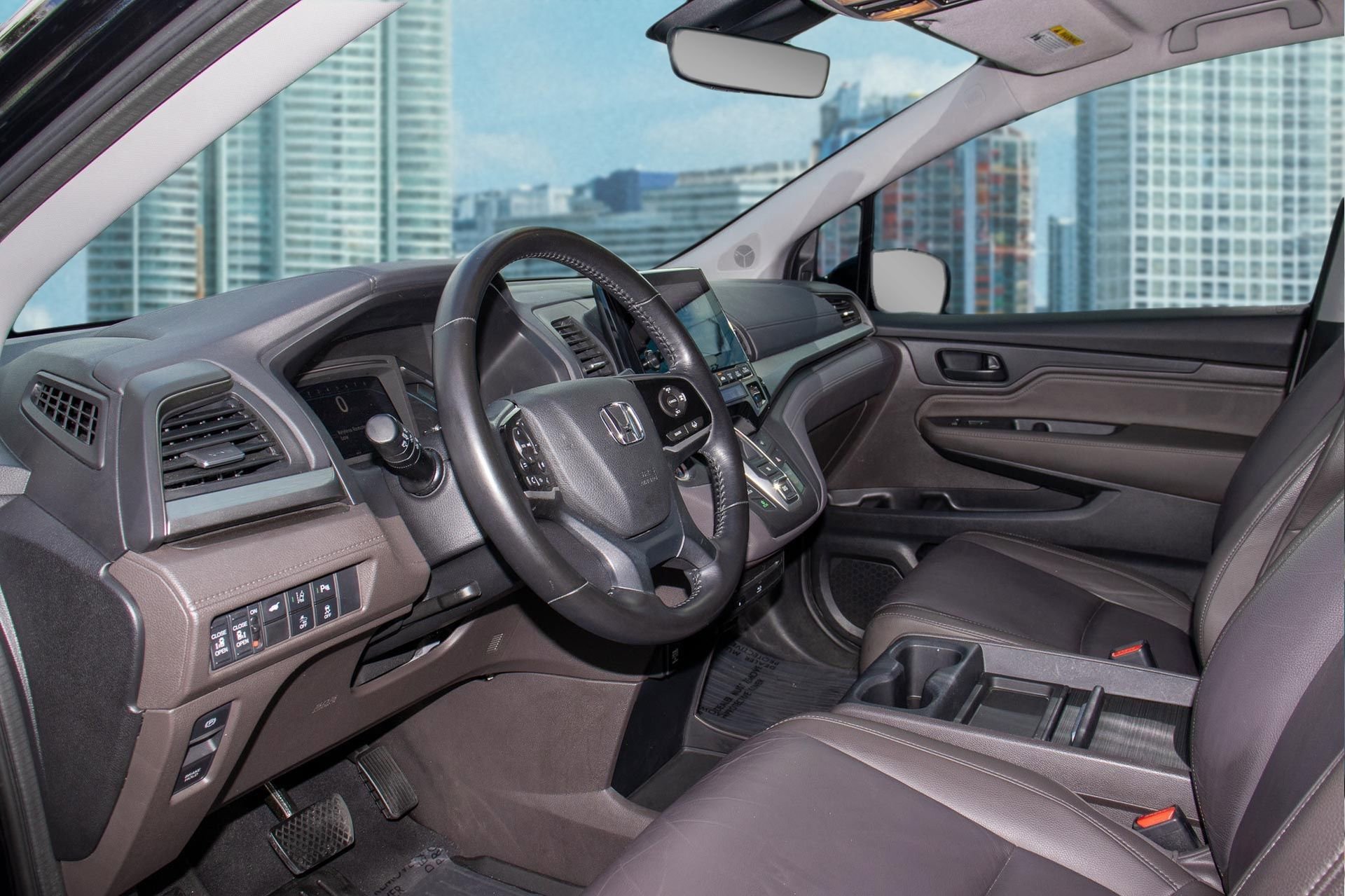 Used 2018 Honda Odyssey Touring image 14