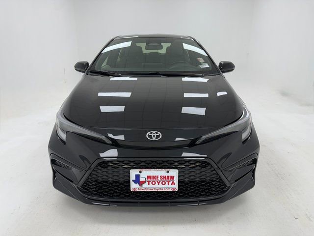Used 2024 Toyota Corolla SE w/ SE Convenience Package FWD image 3