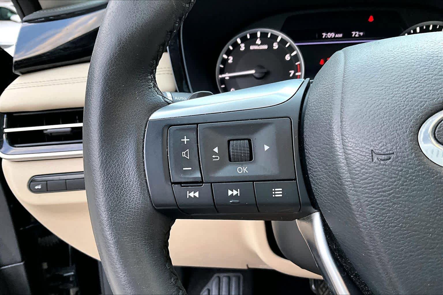 Used 2023 INFINITI QX60 Pure AWD/4WD image 23
