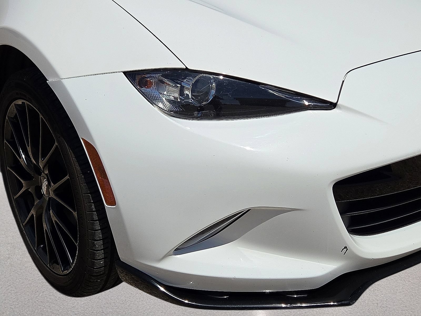Used 2016 MAZDA MX-5 Miata Club w/ Brembo/BBS Package RWD image 9