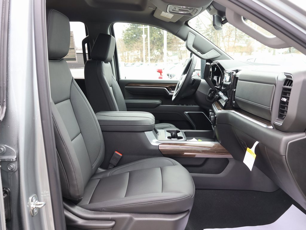 New 2026 Chevrolet Silverado 3500 LT w/ Trail Boss Package image 43