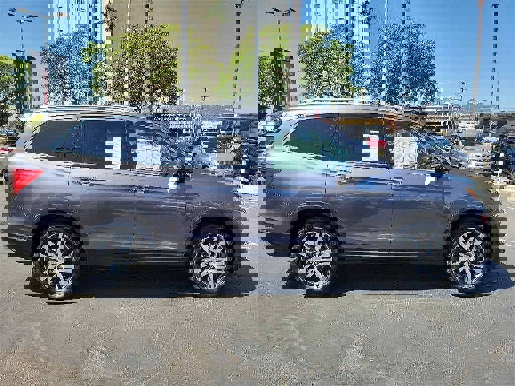 Used 2016 Honda Pilot Elite image 28