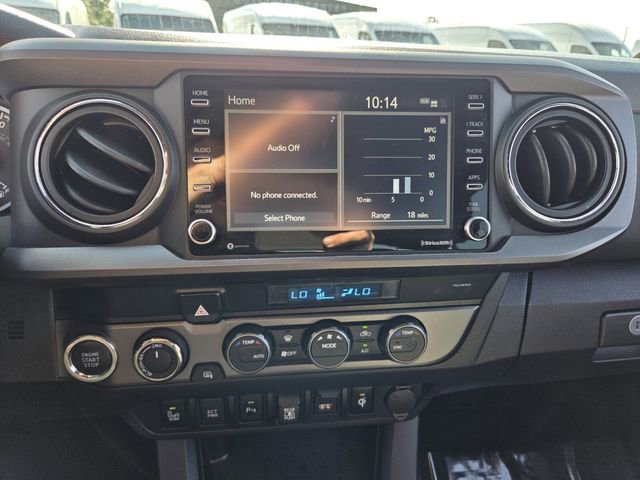 Used 2021 Toyota Tacoma TRD Sport w/ Technology Package image 23