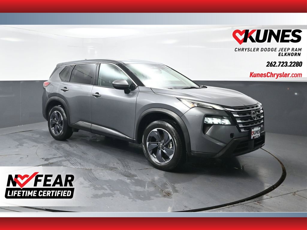 Used 2024 Nissan Rogue SV