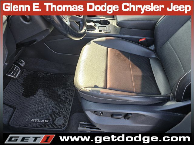 Used 2021 Volkswagen Atlas SE w/ Panoramic Sunroof Package FWD image 18