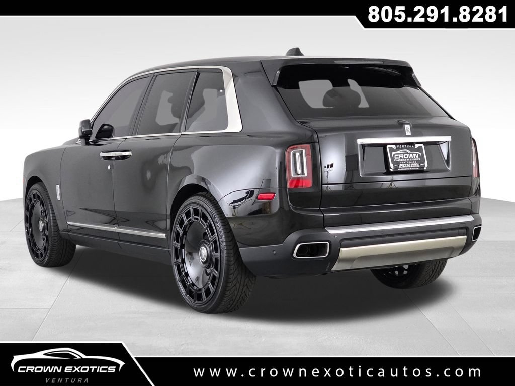 Used 2022 Rolls-Royce Cullinan w/ Interior Detailing Package AWD/4WD image 5