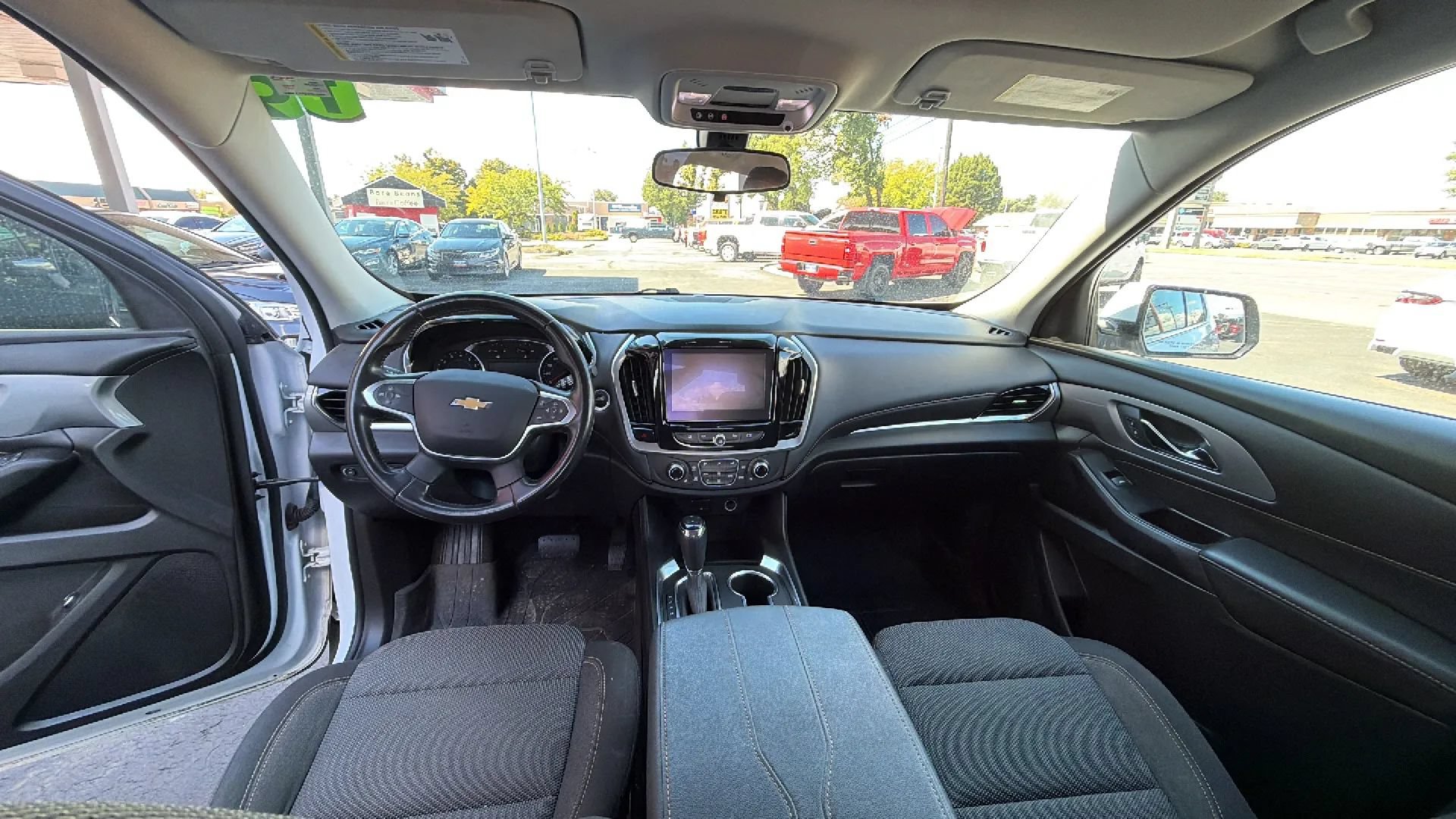 Used 2019 Chevrolet Traverse LT w/ LPO, Floor Liner Package AWD/4WD image 23