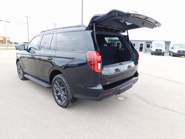 New 2026 Ford Expedition Platinum w/ Stealth Appearance Package image 25