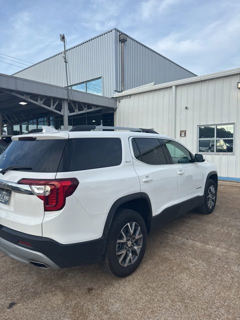 Used 2023 GMC Acadia SLT FWD image 8