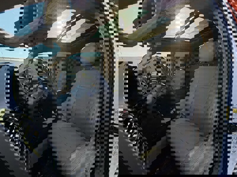 Used 2017 Ford F350 Lariat w/ FX4 Off-Road Package image 43