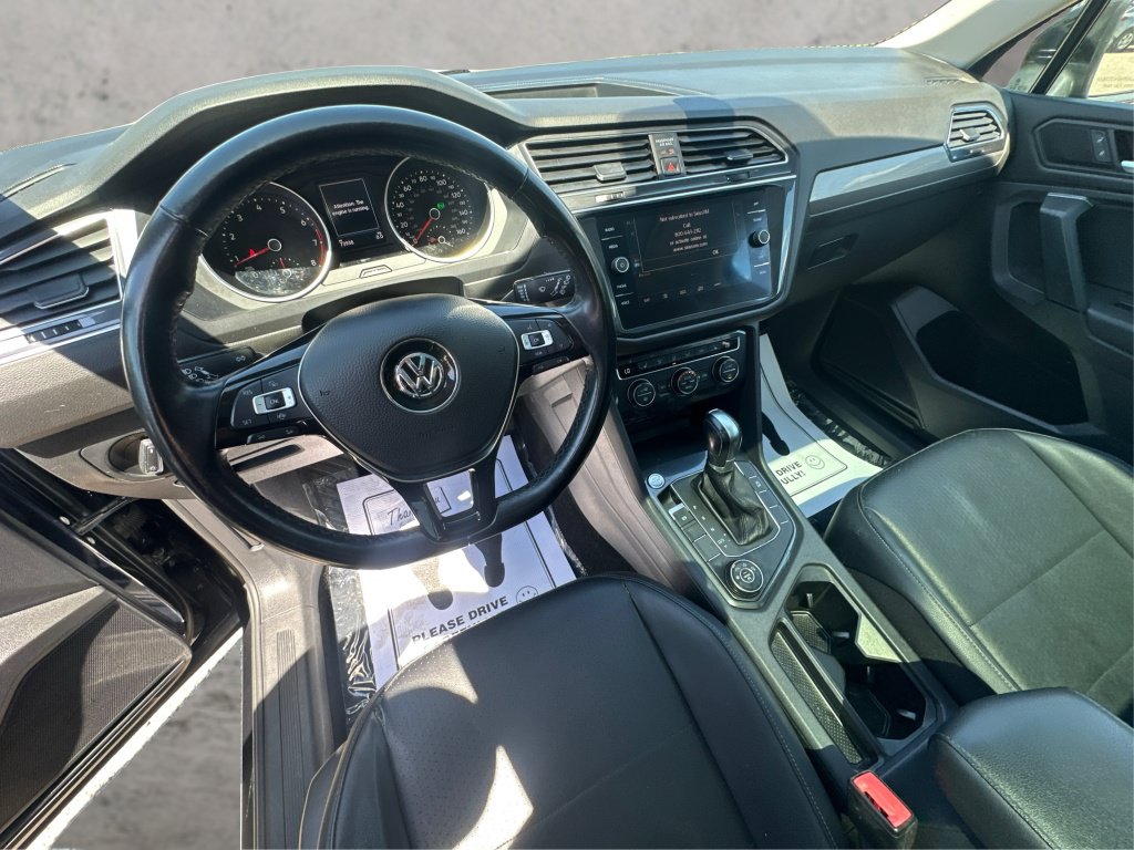 Used 2019 Volkswagen Tiguan SE w/ Panoramic Sunroof Package AWD/4WD image 32