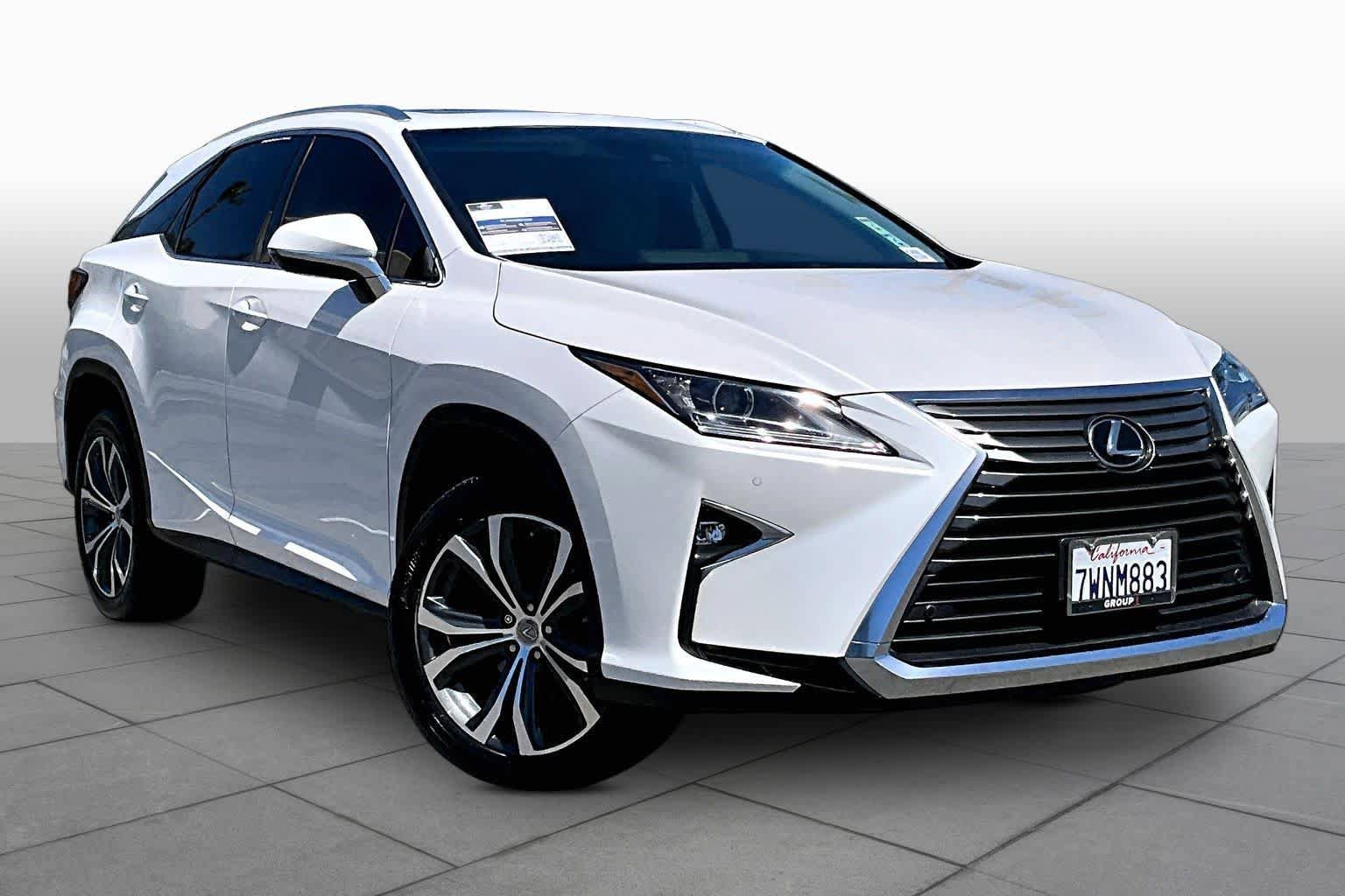 Used 2017 Lexus RX 350 FWD w/ Premium Package image 2