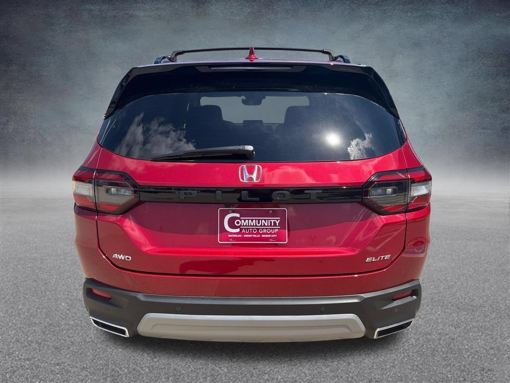 Certified 2024 Honda Pilot Elite image 5