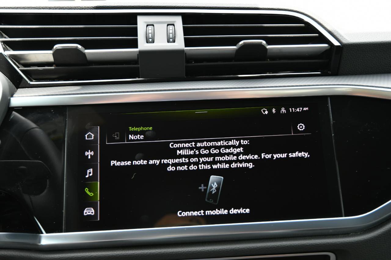 Used 2025 Audi Q3 2.0T Premium image 18