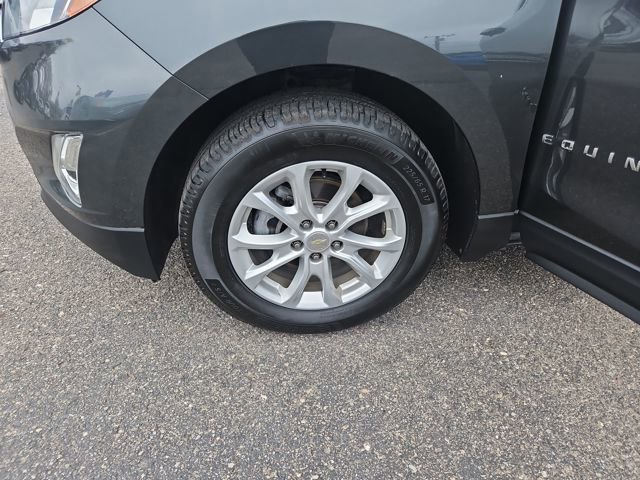 Used 2020 Chevrolet Equinox LT w/ Driver Convenience Package image 26