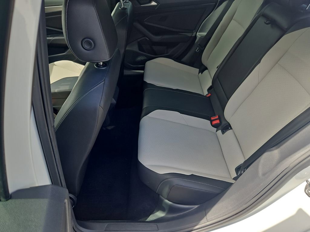 Used 2019 Volkswagen Jetta R-Line image 10