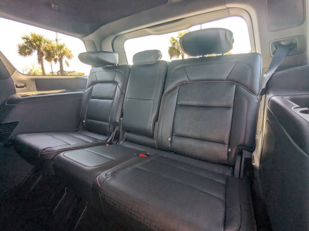 New 2026 Lincoln Navigator Black Label AWD/4WD image 14