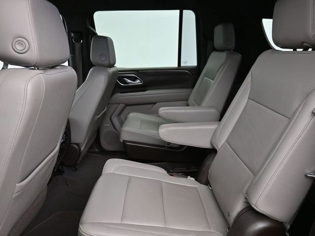 Used 2021 Chevrolet Suburban Z71 w/ Z71 Off-Road Package image 18