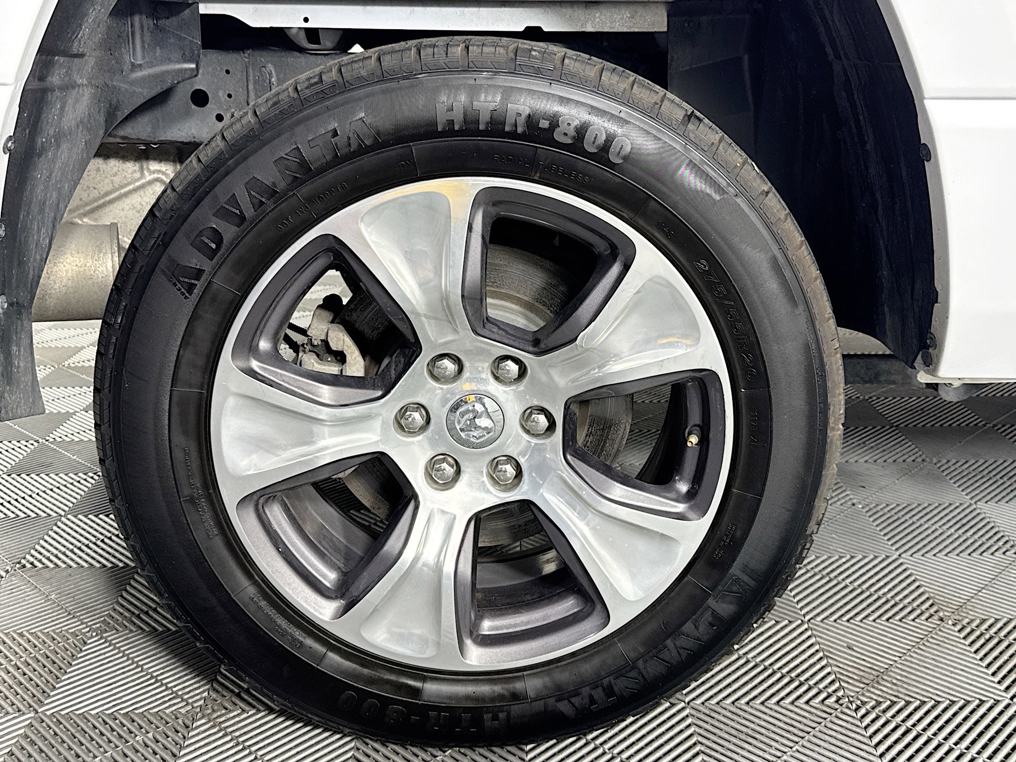 Used 2024 RAM 1500 Laramie RWD image 42