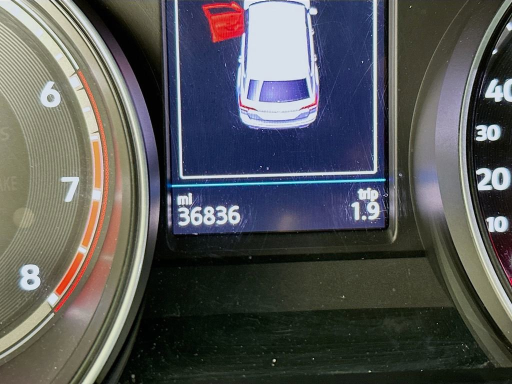 Used 2021 Volkswagen Atlas SE w/ Panoramic Sunroof Package image 13