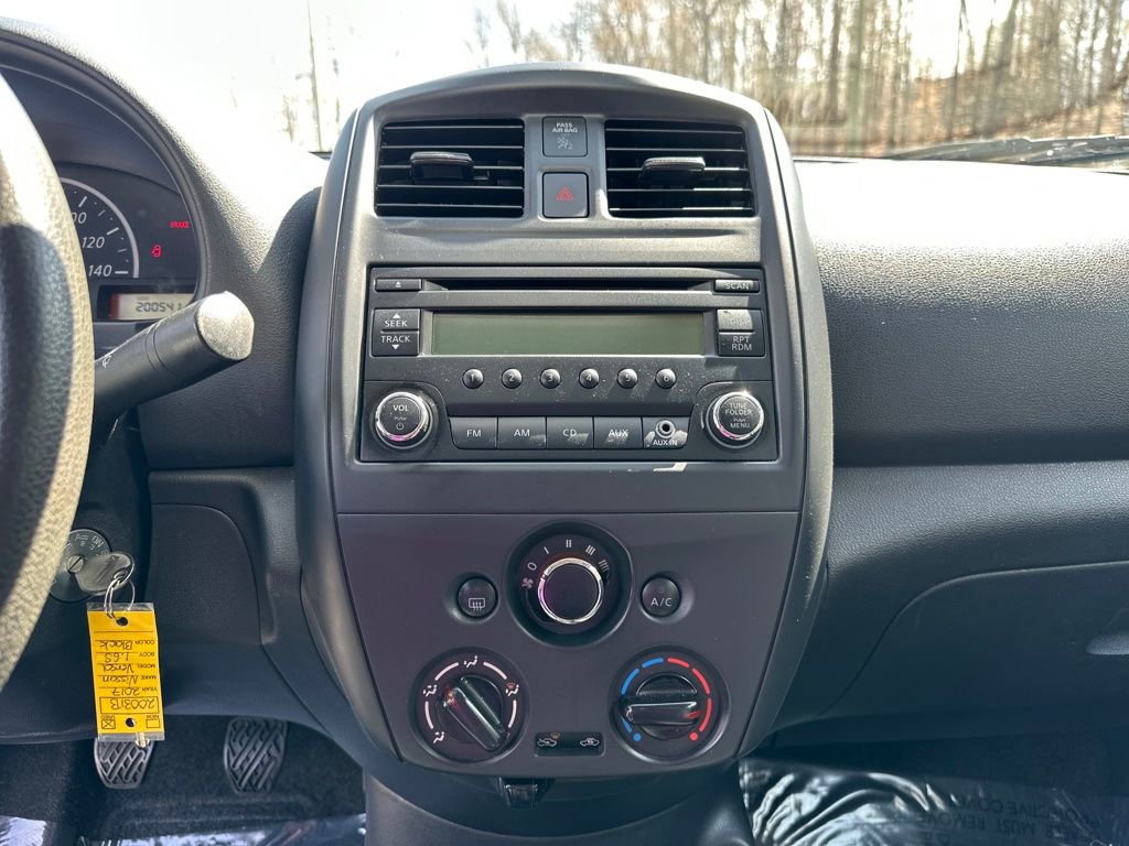 Used 2017 Nissan Versa S image 20