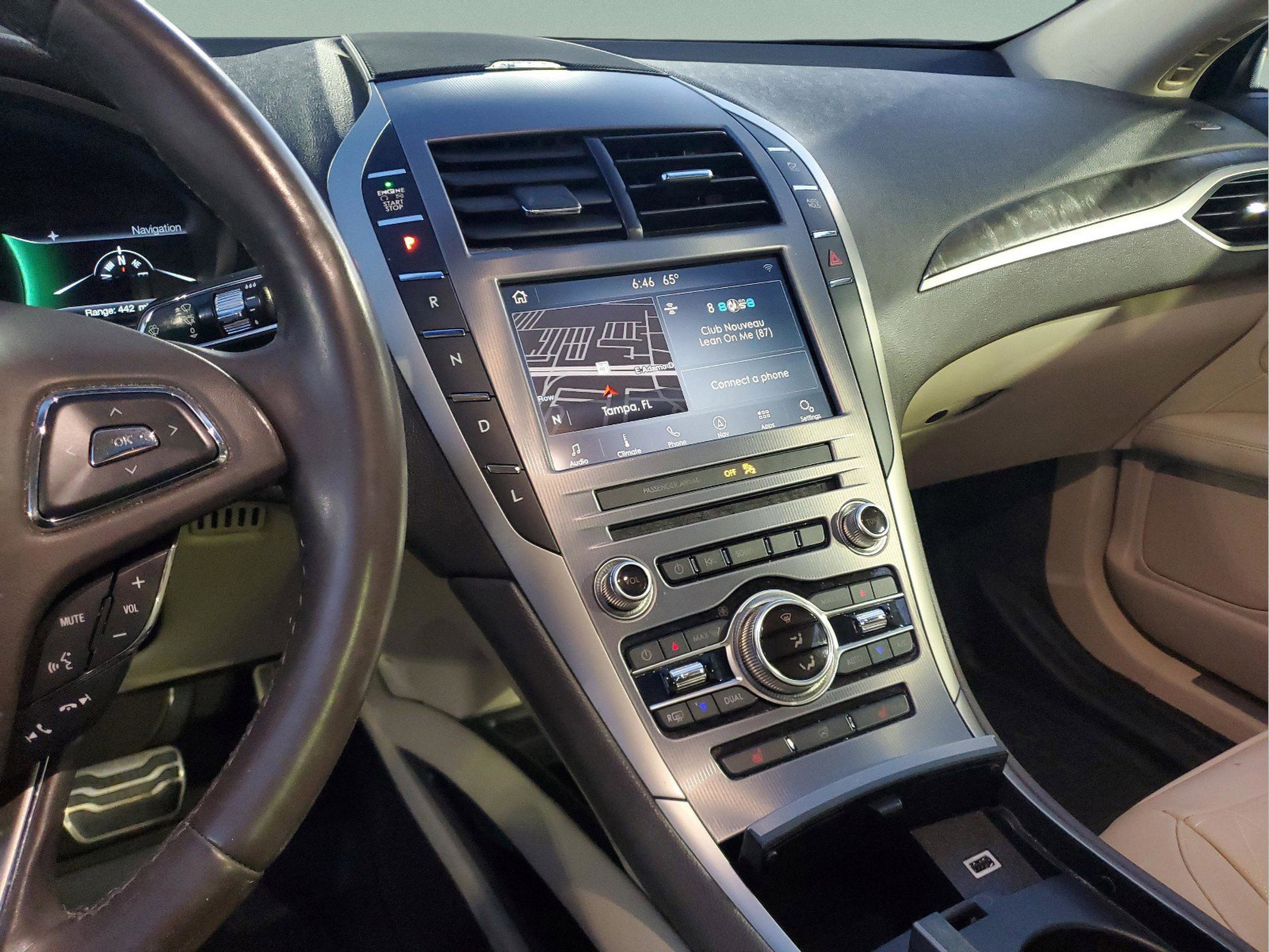 Used 2019 Lincoln MKZ Reserve w/ Reserve Plus Package FWD image 22