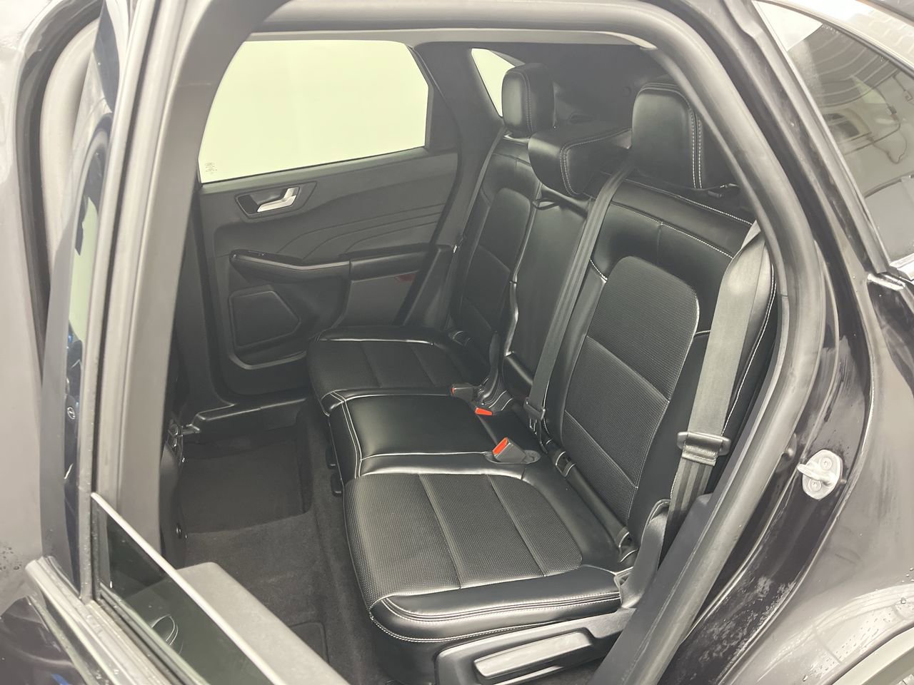 Certified 2024 Ford Escape Platinum image 12