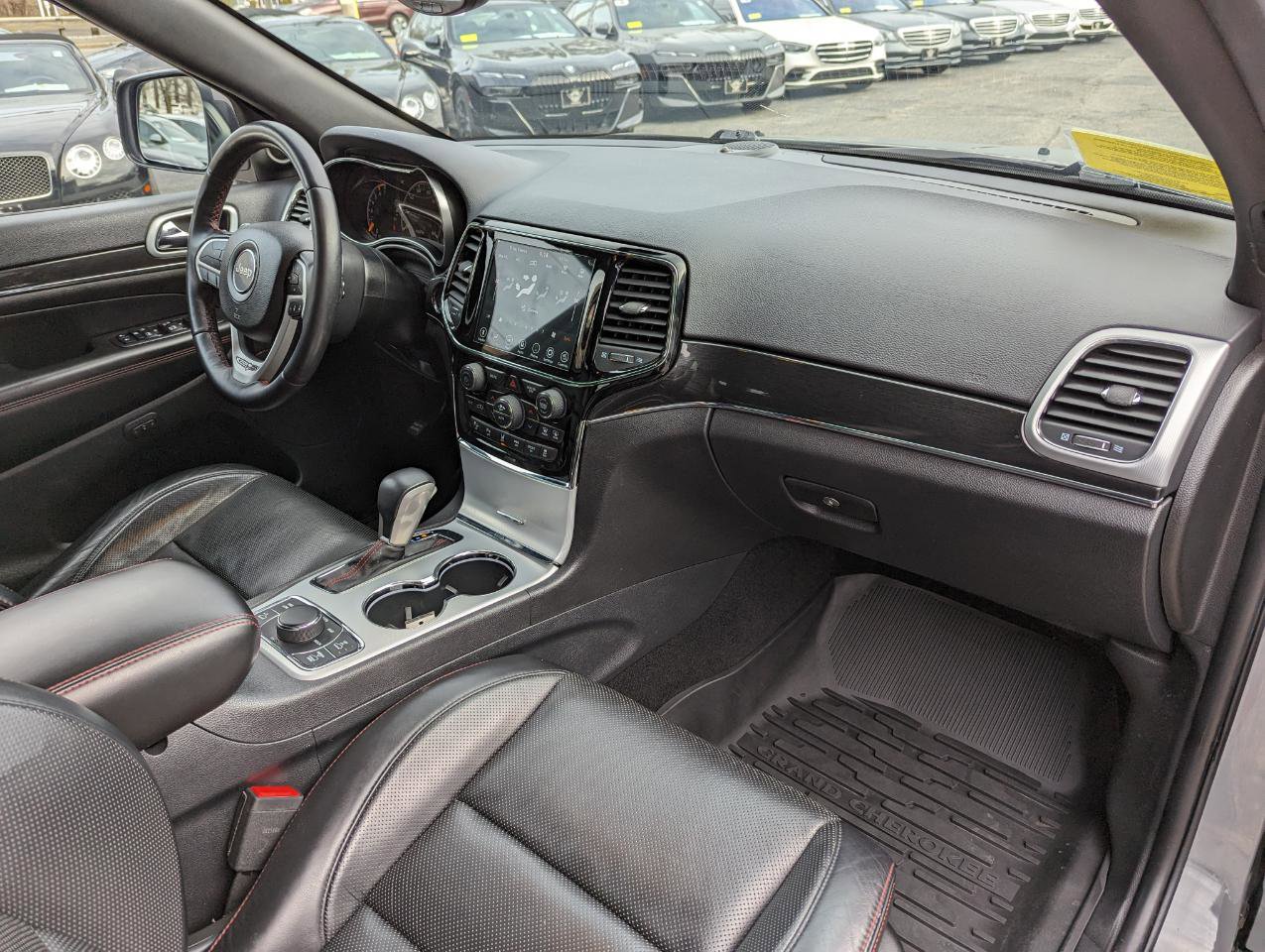 Used 2019 Jeep Grand Cherokee Trailhawk w/ Trailhawk Luxury Group AWD/4WD image 27