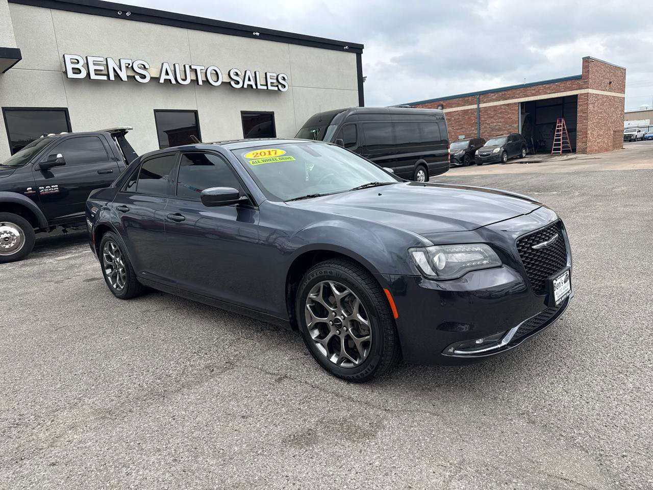 Used 2017 Chrysler 300 S AWD/4WD image 4