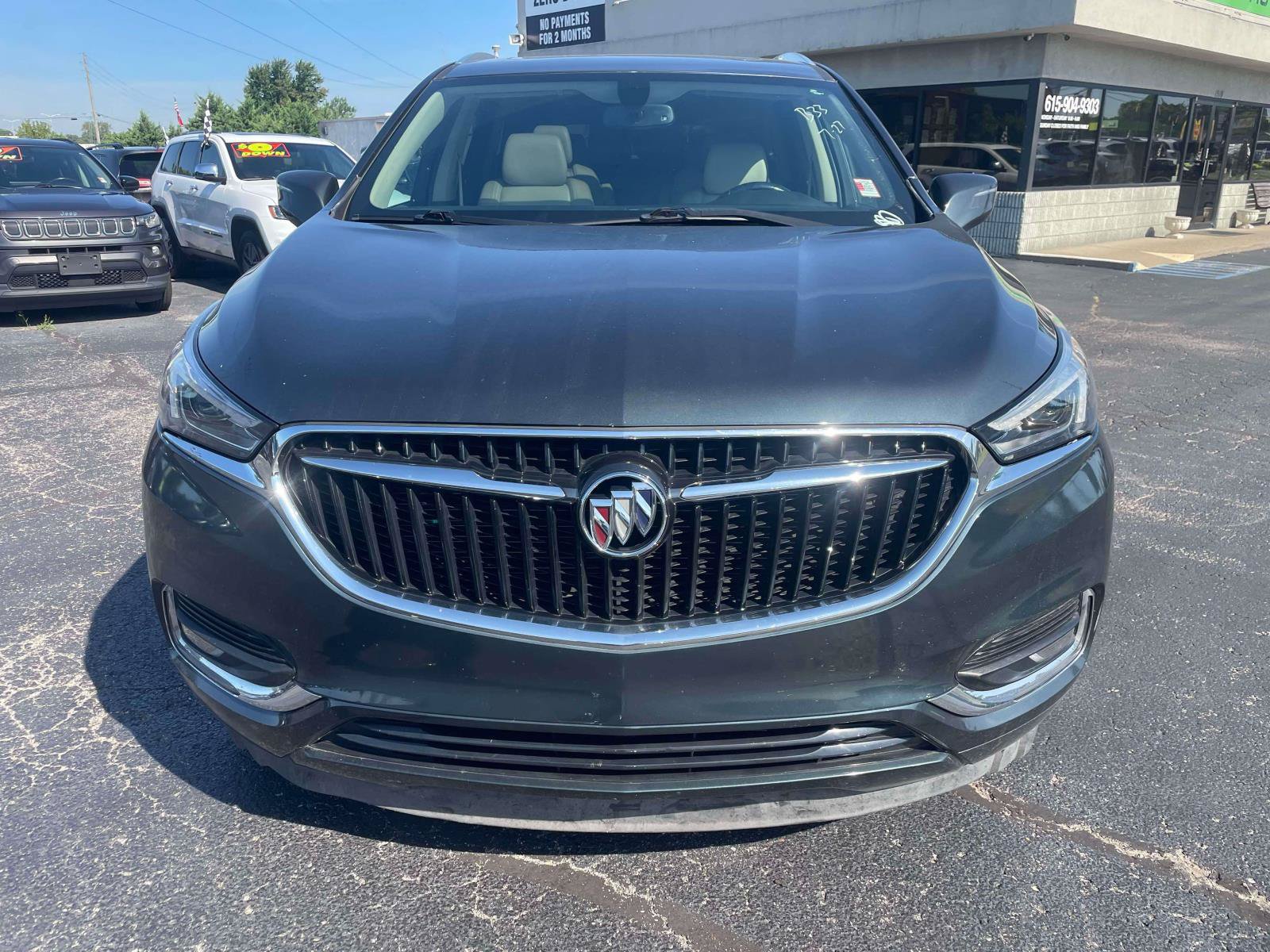 Used 2019 Buick Enclave Essence FWD image 2