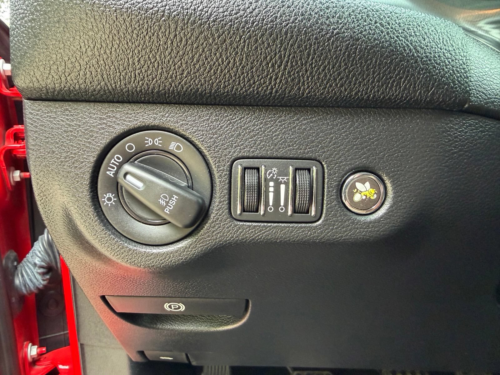 Used 2019 Dodge Challenger R/T Scat Pack w/ Driver Convenience Group RWD image 12