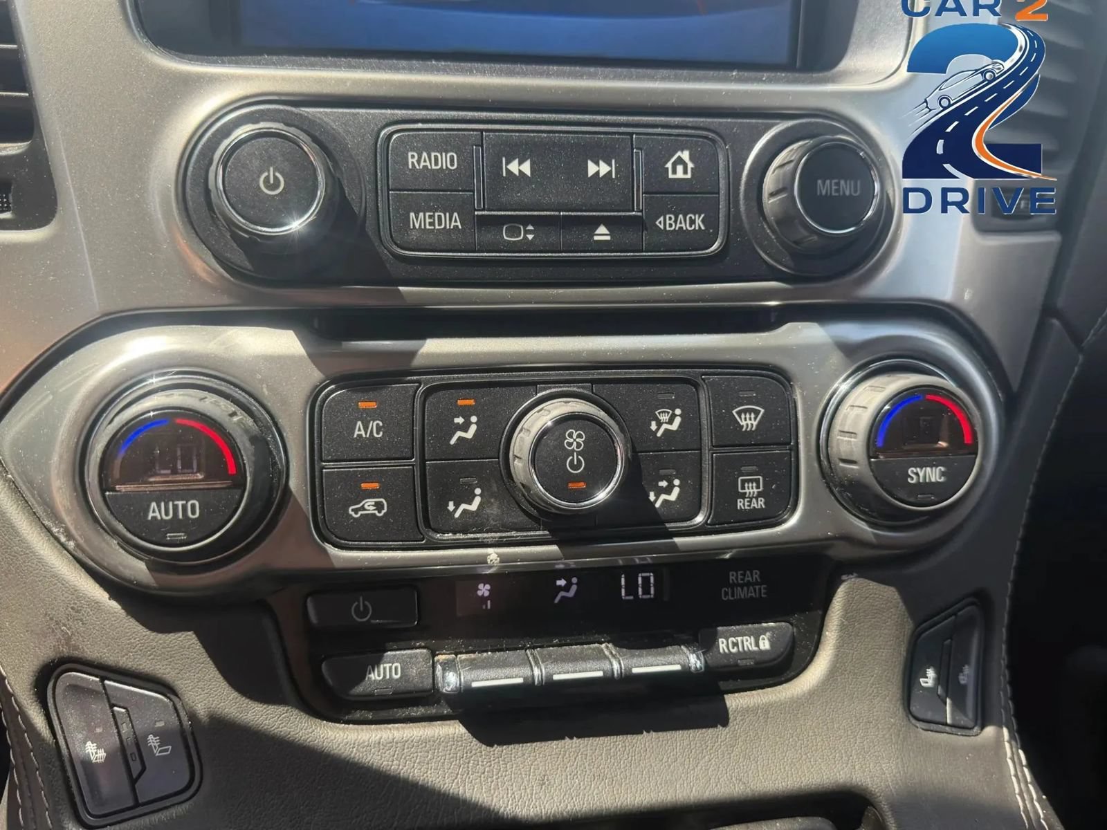 Used 2020 Chevrolet Suburban LT AWD/4WD image 21