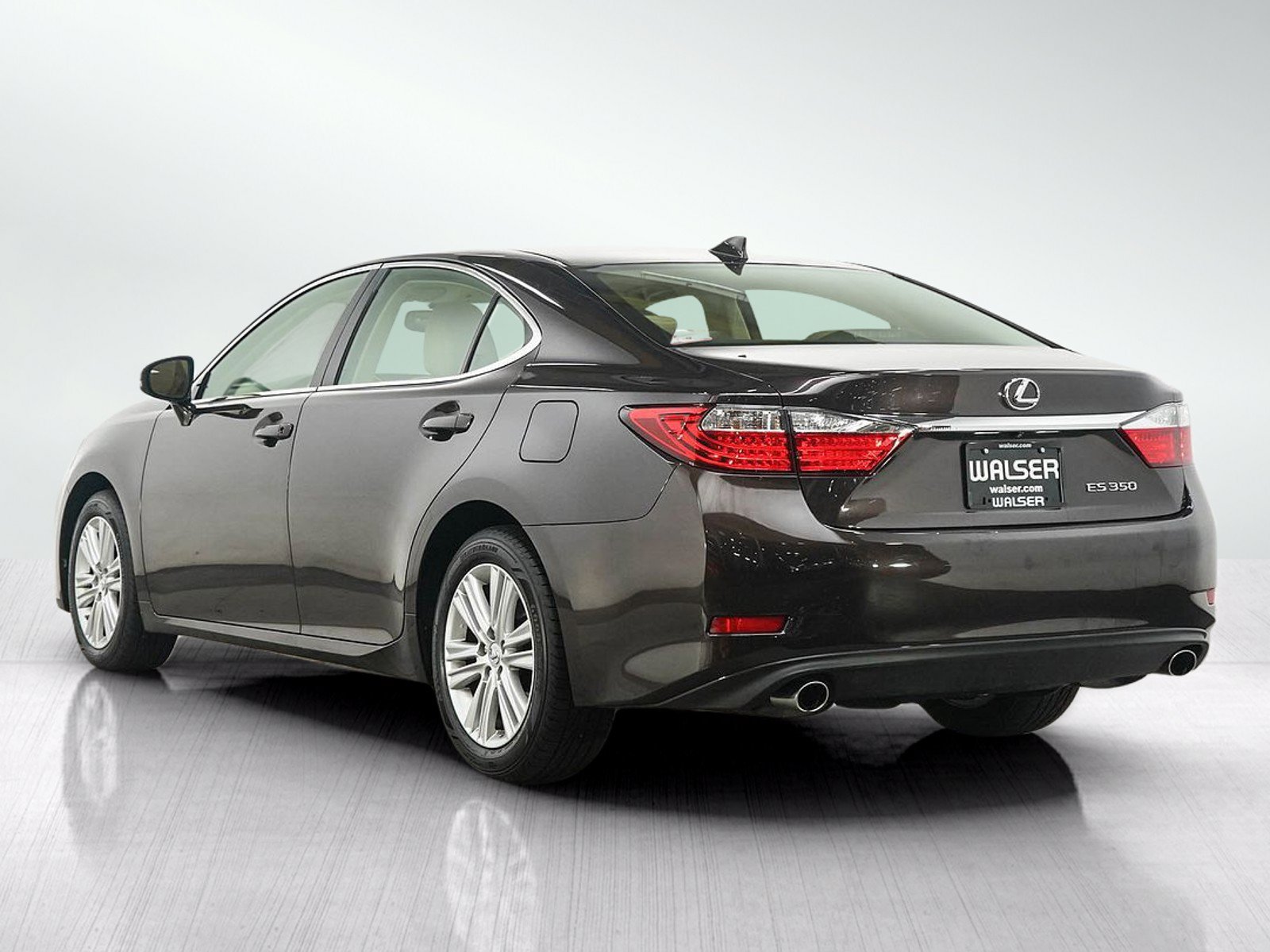 Used 2015 Lexus ES 350 w/ Premium Package FWD image 3