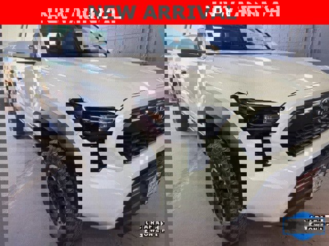 Used 2024 Toyota Tacoma TRD Off-Road image 11