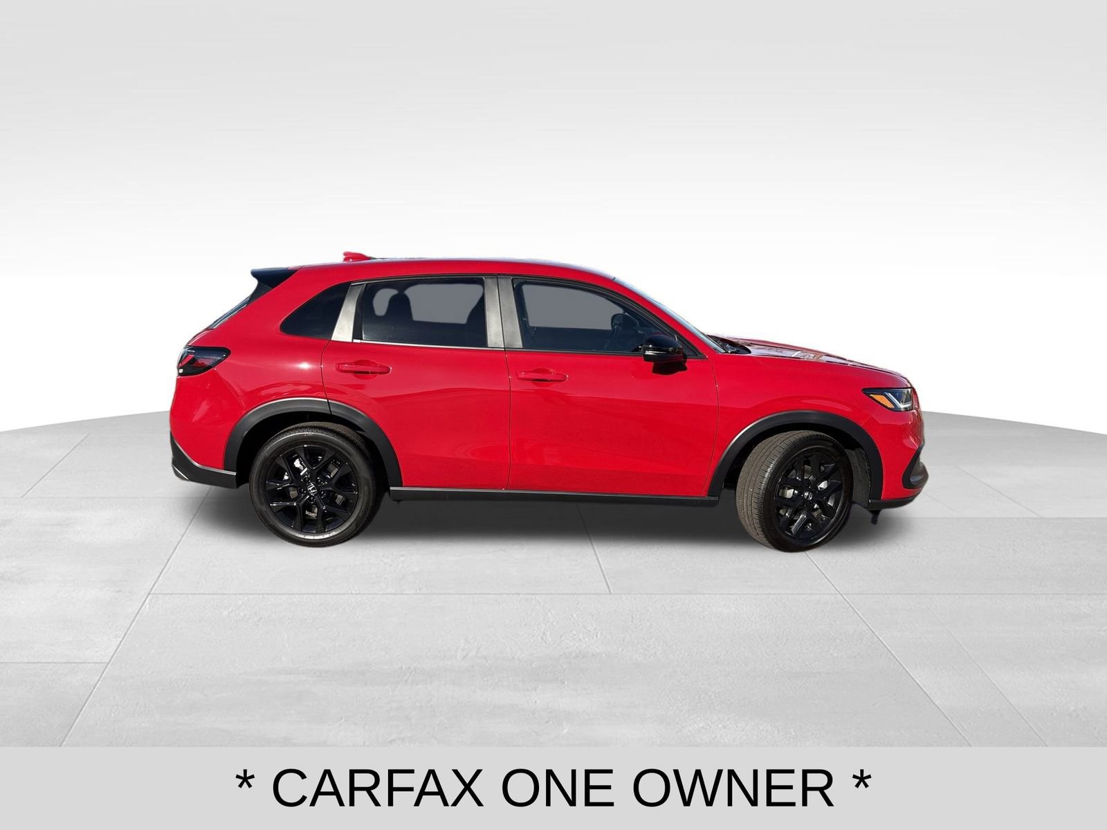Used 2025 Honda HR-V Sport image 6