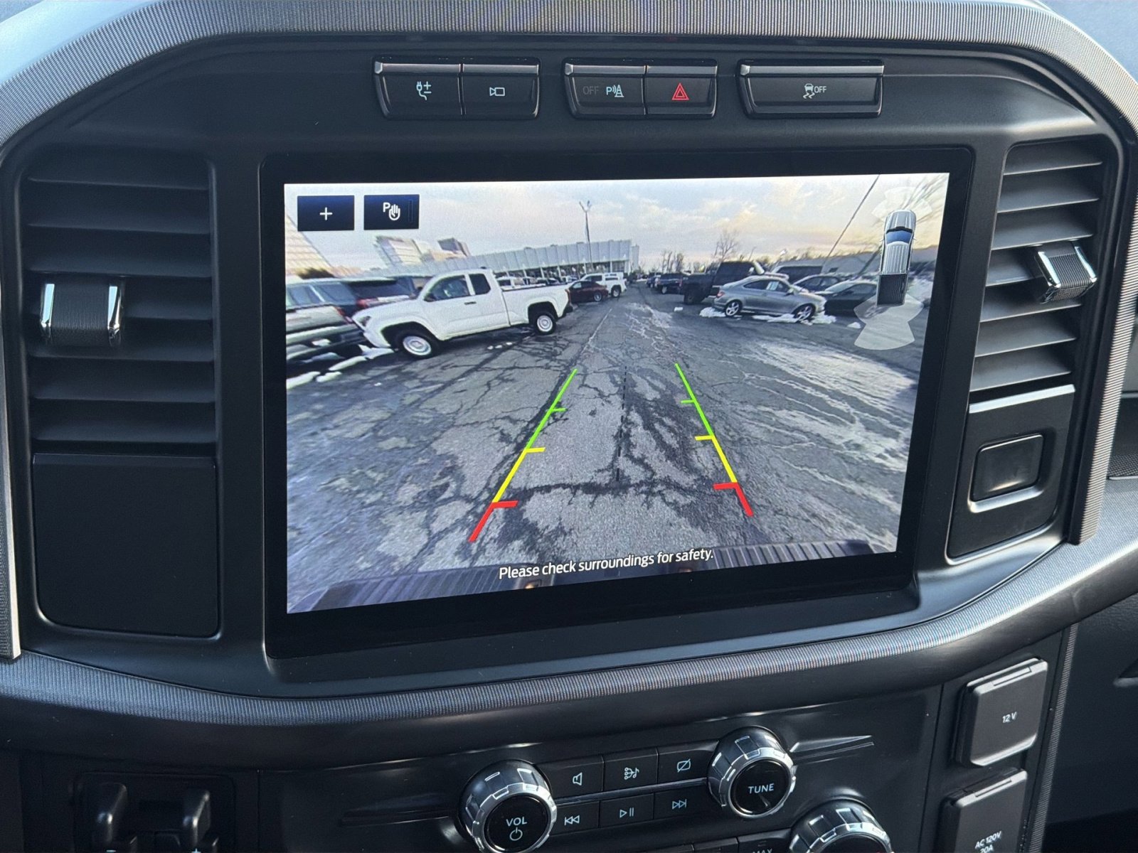 Used 2022 Ford F150 Platinum image 19