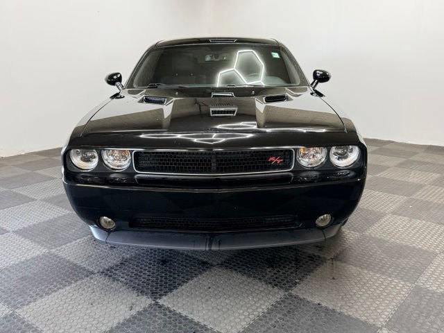 Used 2014 Dodge Challenger R/T RWD image 4