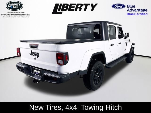 Used 2022 Jeep Gladiator Sport image 7