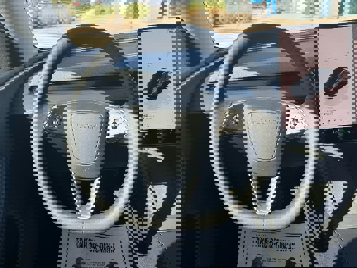 Used 2024 Tesla Model 3 Standard Range image 29