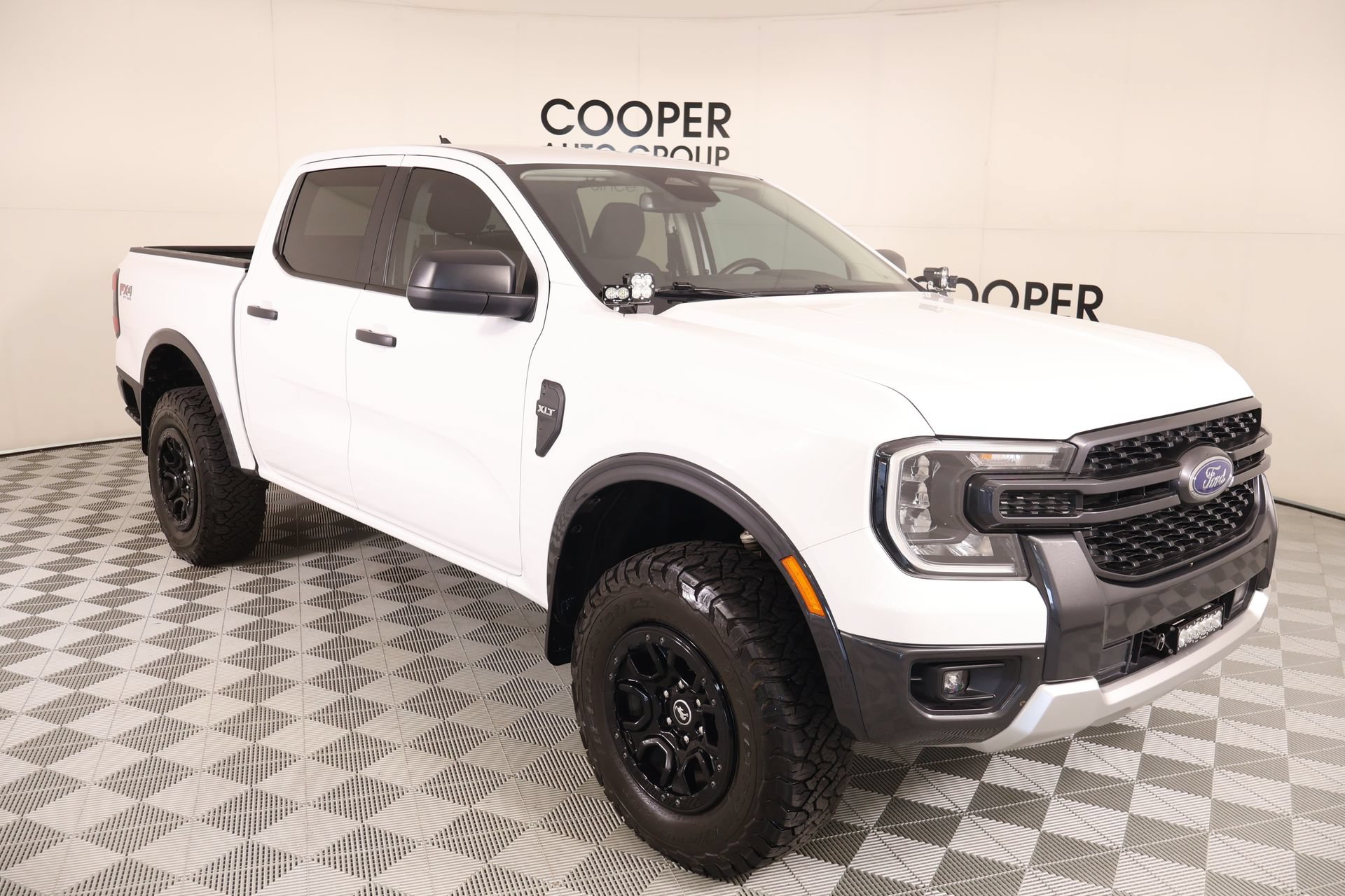 Used 2024 Ford Ranger XLT w/ FX4 Off-Road Package AWD/4WD image 1