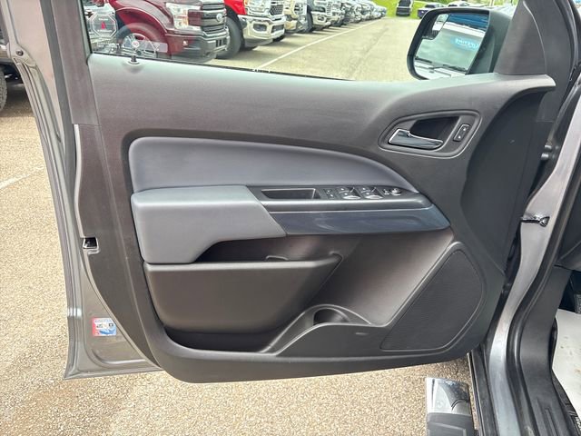 Used 2021 Chevrolet Colorado Z71 AWD/4WD image 7