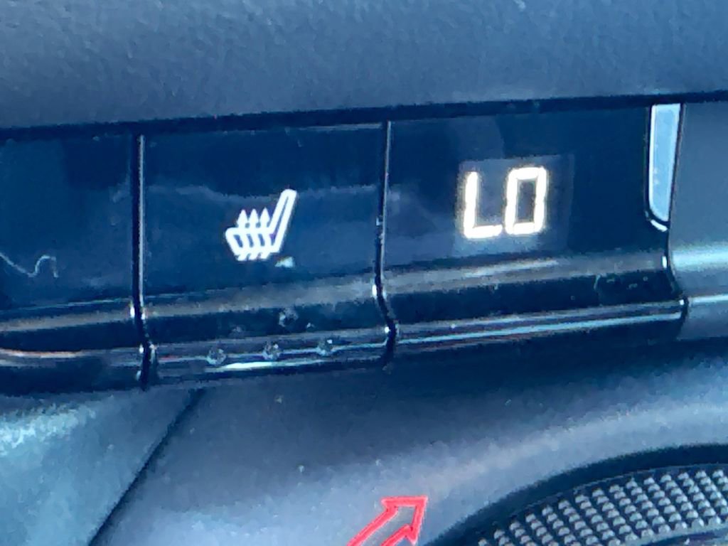 Used 2023 Chevrolet Blazer LT image 19