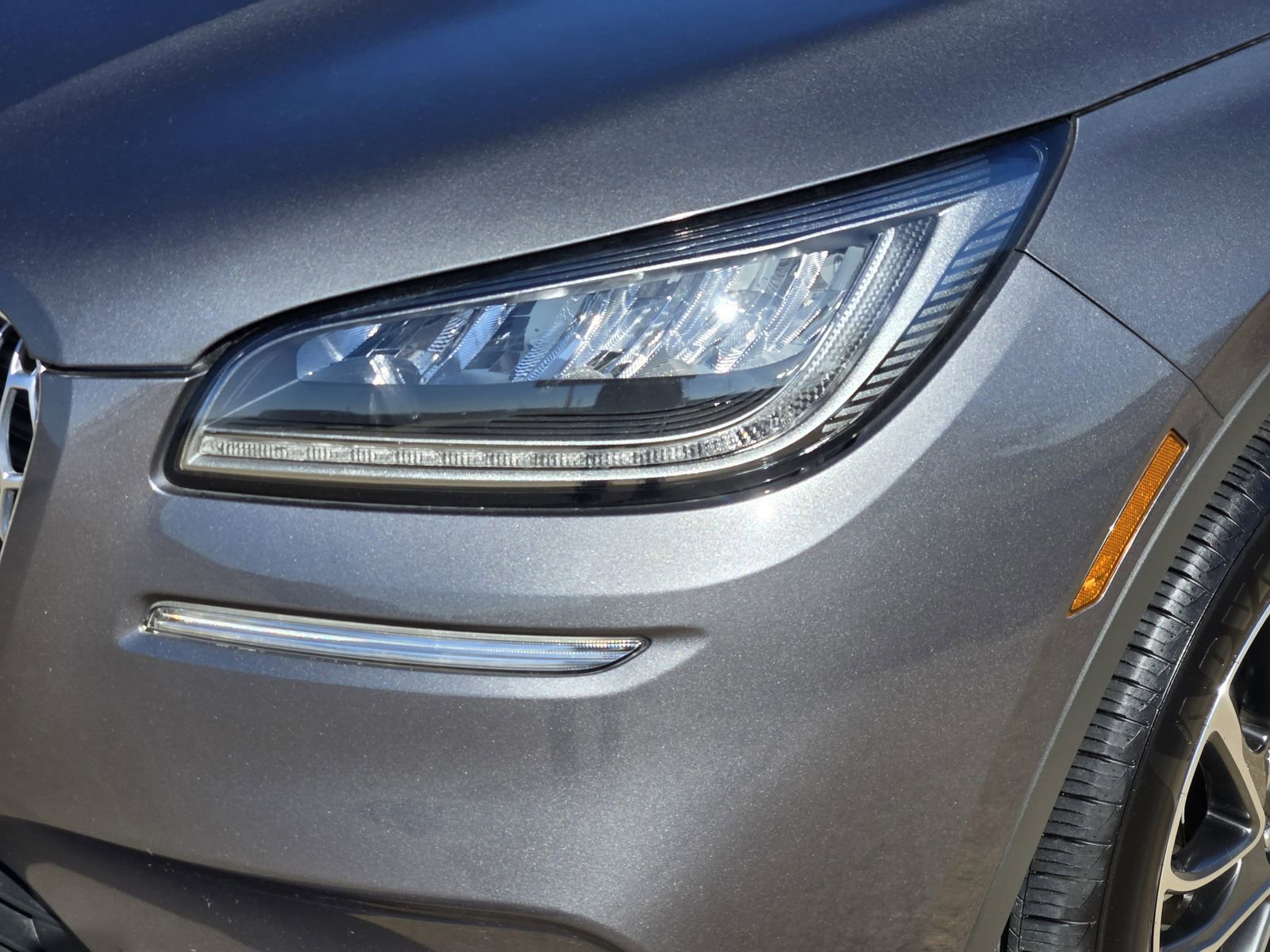 Used 2022 Lincoln Corsair FWD image 9