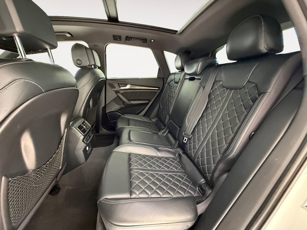 Used 2018 Audi SQ5 Prestige AWD/4WD image 15