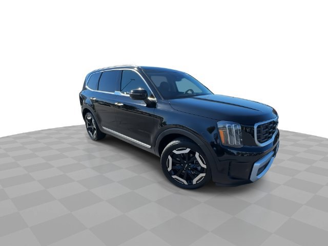 Used 2025 Kia Telluride S FWD image 2