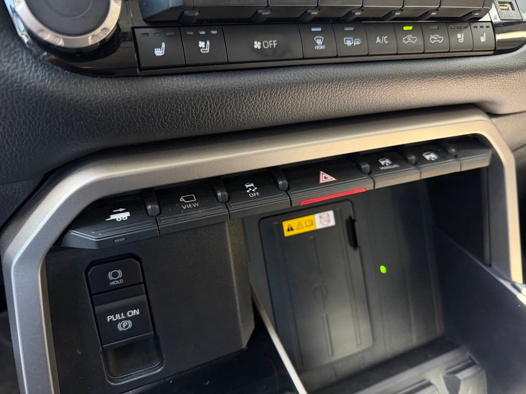 Used 2022 Toyota Tundra Limited RWD image 12