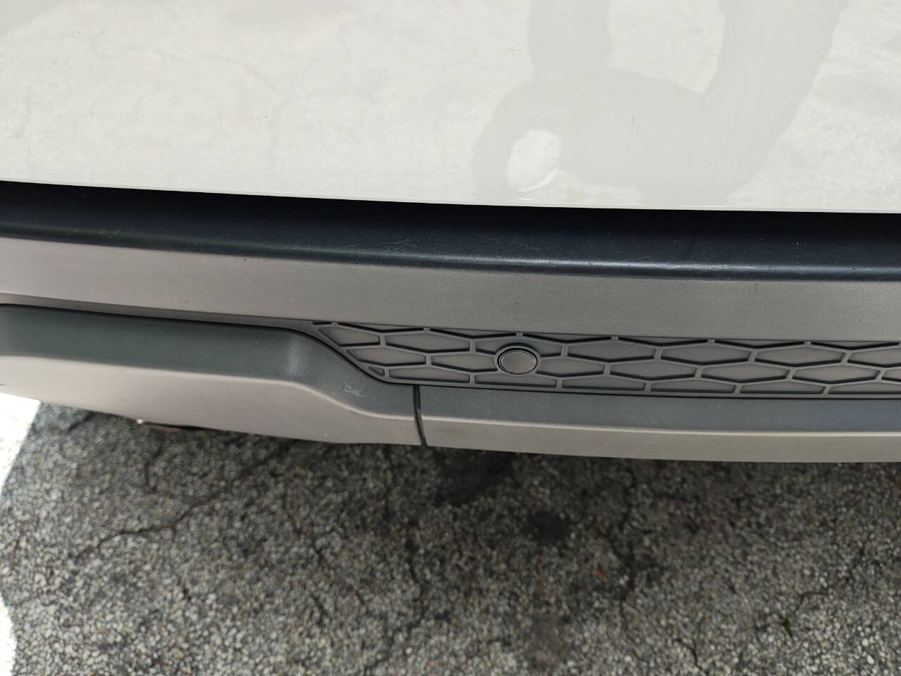 Used 2018 Land Rover Range Rover Evoque SE AWD/4WD image 19