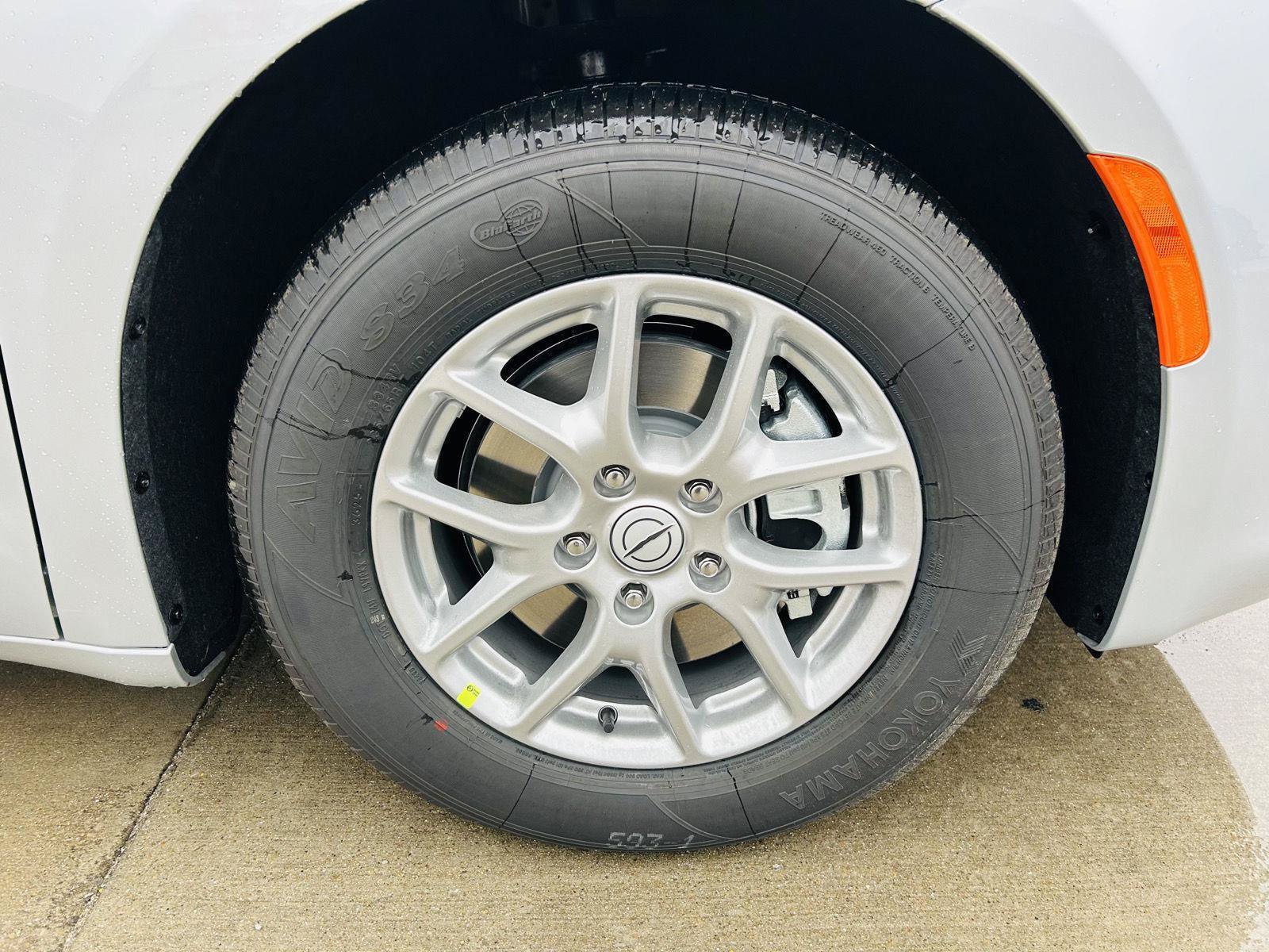 New 2026 Chrysler Voyager LX FWD image 41